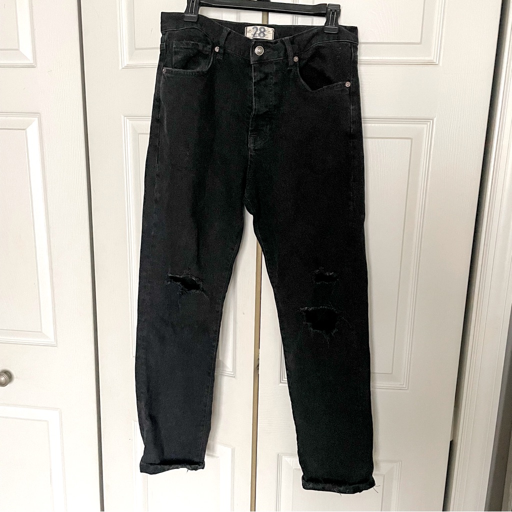 Free People / We The Free Black Straight-Leg Distressed Jeans 28